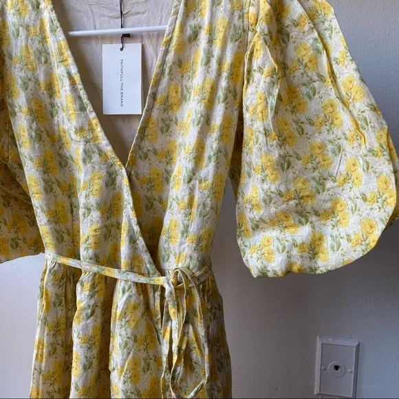 Faithfull the Brand Thulla Floral Print Linen Wrap Midi Dress - Picture 5 of 9